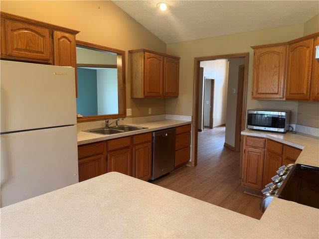 9569 Country Path Trail, Miamisburg, OH 45342