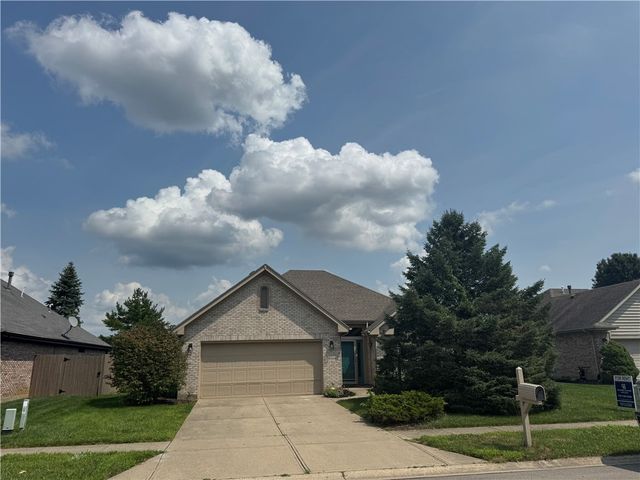 9569 Country Path Trail, Miamisburg, OH 45342