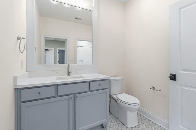 2584 Cayman Heights, Lexington, KY 40509