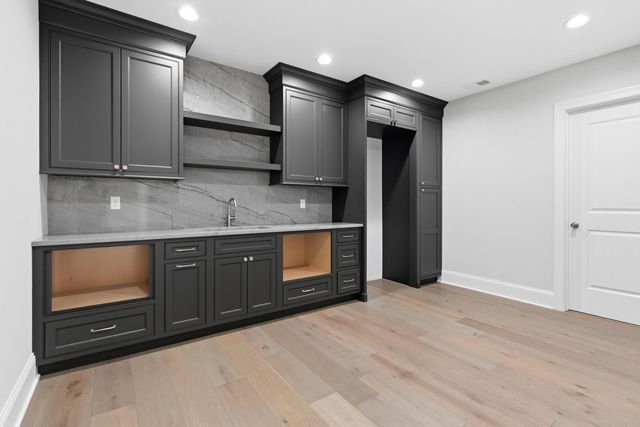 2584 Cayman Heights, Lexington, KY 40509