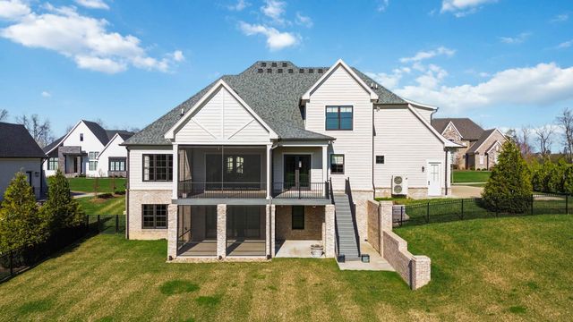 2584 Cayman Heights, Lexington, KY 40509