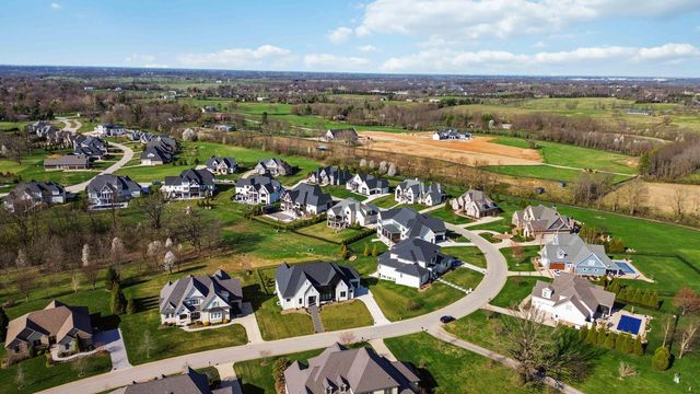 2584 Cayman Heights, Lexington, KY 40509