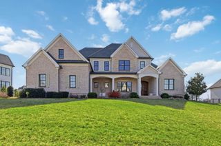 2584 Cayman Heights, Lexington, KY 40509