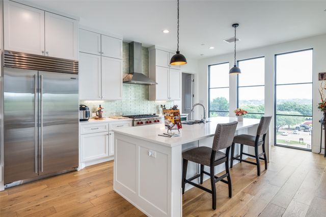 5270 Town and Country 326, Frisco, TX 75034
