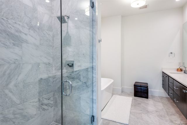 5270 Town and Country 326, Frisco, TX 75034