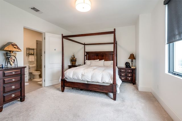 5270 Town and Country 326, Frisco, TX 75034