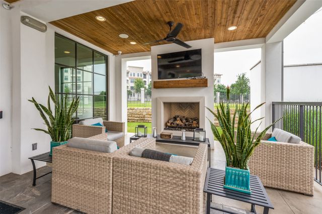 5270 Town and Country 326, Frisco, TX 75034