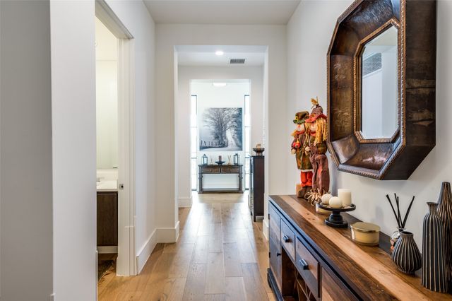 5270 Town and Country 326, Frisco, TX 75034