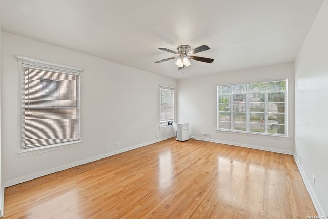 417 W Gramercy Place, San Antonio, TX 78212