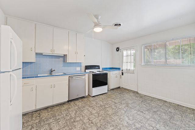 417 W Gramercy Place, San Antonio, TX 78212