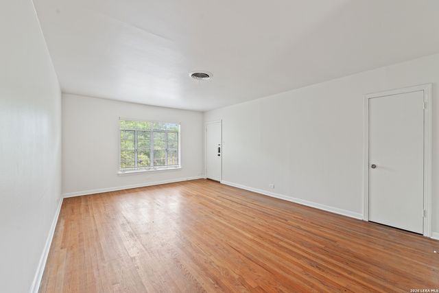 417 W Gramercy Place, San Antonio, TX 78212