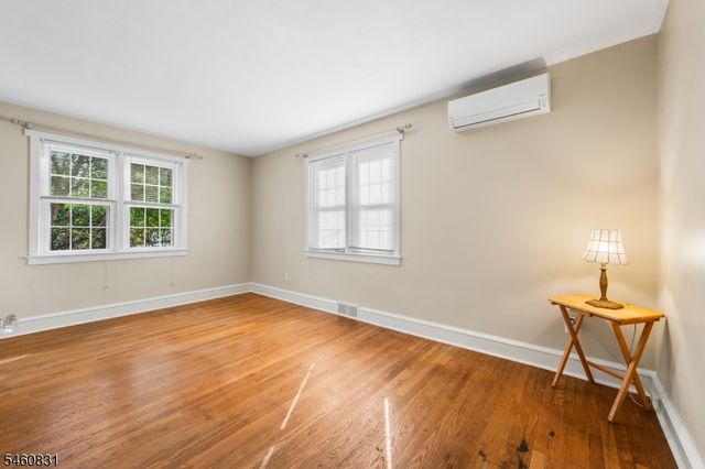 96 Pickford Ave, Phillipsburg Town, NJ 08865