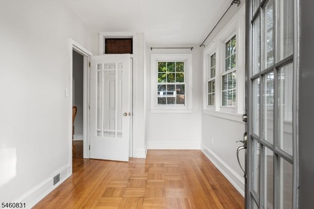 96 Pickford Ave, Phillipsburg Town, NJ 08865