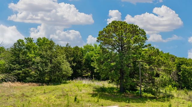 8646 S Highway 82, Gainesville, TX 76240