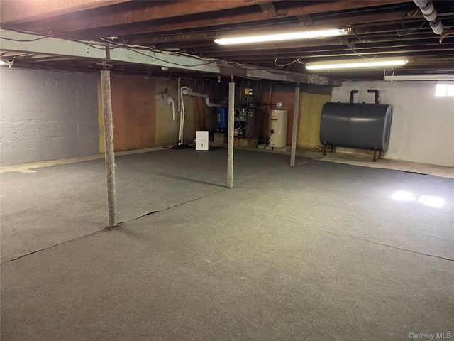 11 Fifth Avenue, Newburgh, NY 12550