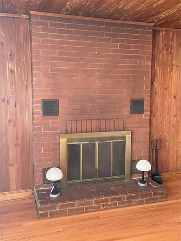 11 Fifth Avenue, Newburgh, NY 12550