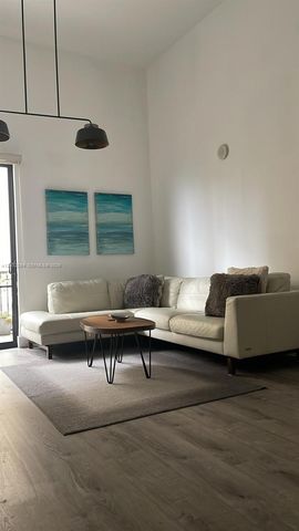 8390 SW 72nd Avenue 312, Miami, FL 33143