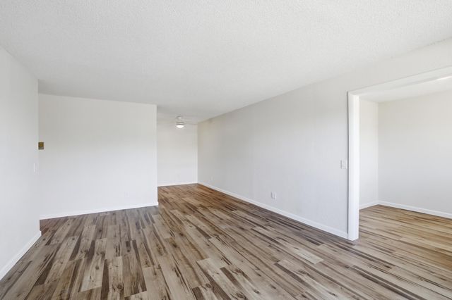 14630 Garrett Avenue 611, Apple Valley, MN 55124
