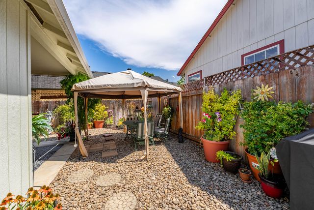 1783 SE Brookhurst Way, Grants Pass, OR 97527