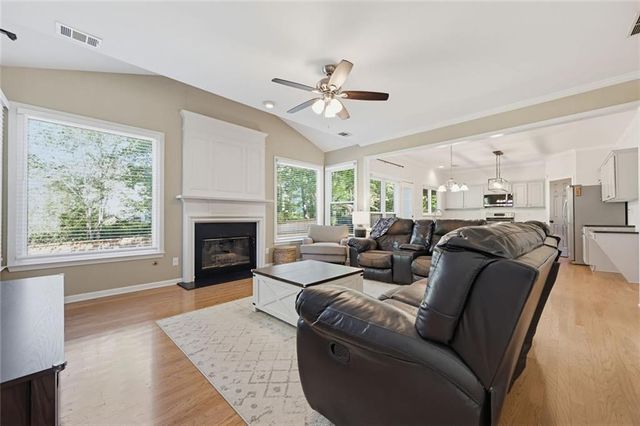 4345 Sugar Maple Chase NW, Acworth, GA 30101