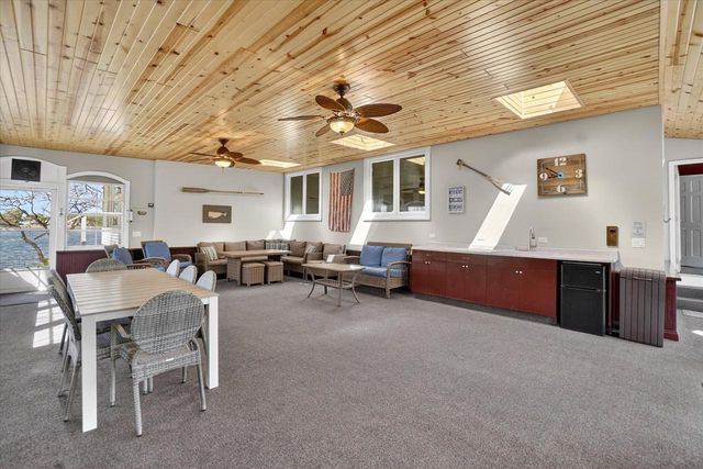 12718 229th AVENUE, Bristol, WI 53104