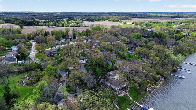 12718 229th AVENUE, Bristol, WI 53104