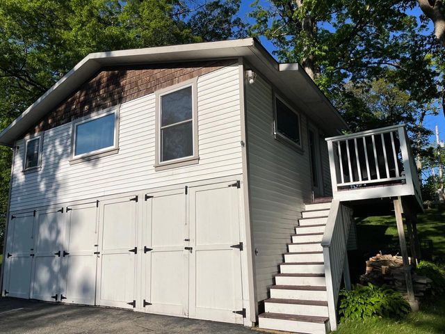 12718 229th AVENUE, Bristol, WI 53104