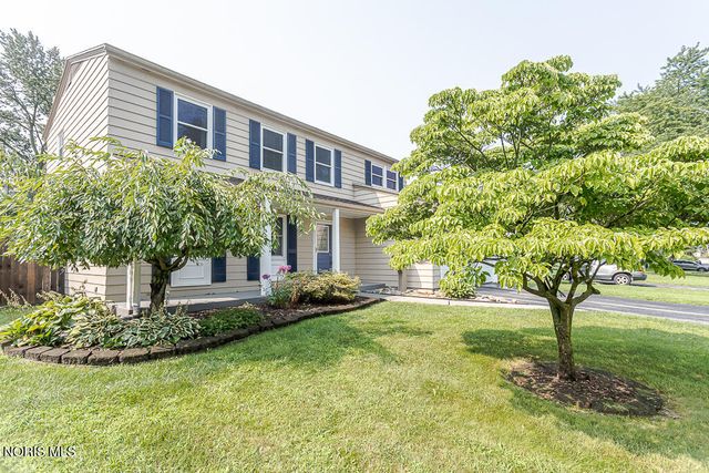 642 Stacey Lane, Maumee, OH 43537