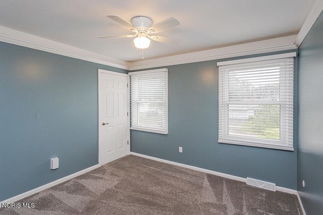 642 Stacey Lane, Maumee, OH 43537