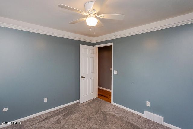642 Stacey Lane, Maumee, OH 43537
