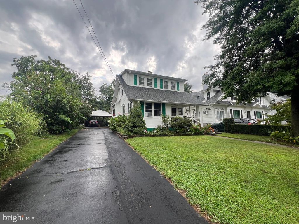 209 MAIN ST, TULLYTOWN, PA 19007 — photo 2