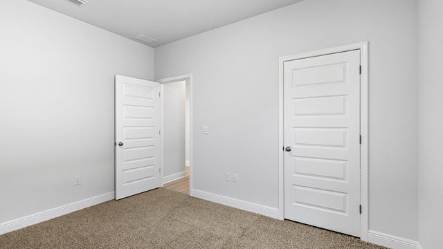 8087 Fox Hunt Drive, Milton, FL 32583