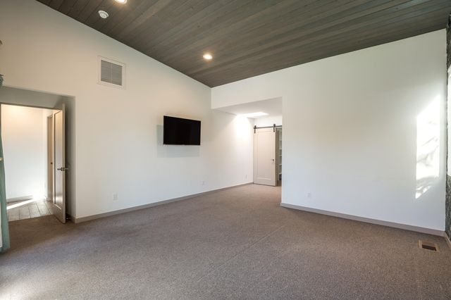 4842 Guadalupe Trail NW C, Albuquerque, NM 87107