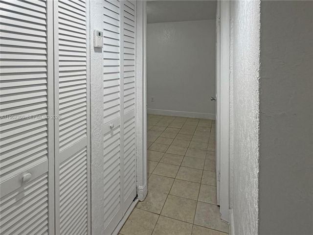 1245 W 24th St 108, Hialeah, FL 33010