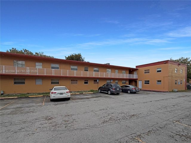 1245 W 24th St 108, Hialeah, FL 33010