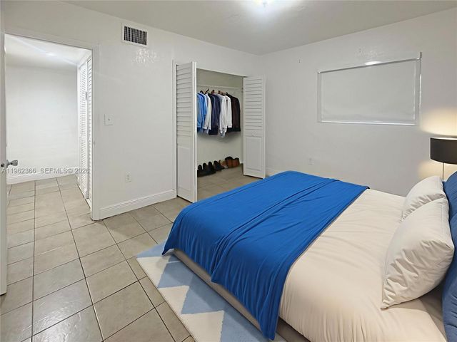 1245 W 24th St 108, Hialeah, FL 33010
