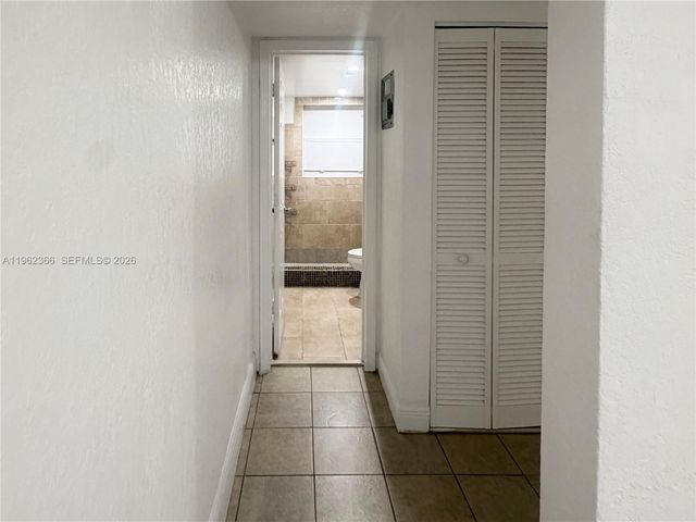 1245 W 24th St 108, Hialeah, FL 33010