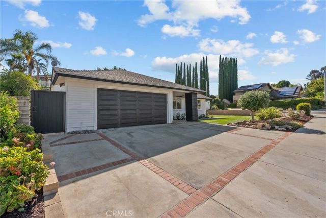 27139 Vista Encantada, Valencia, CA 91354