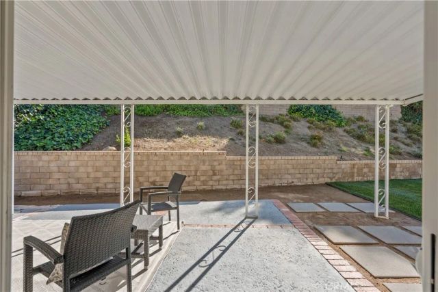 27139 Vista Encantada, Valencia, CA 91354
