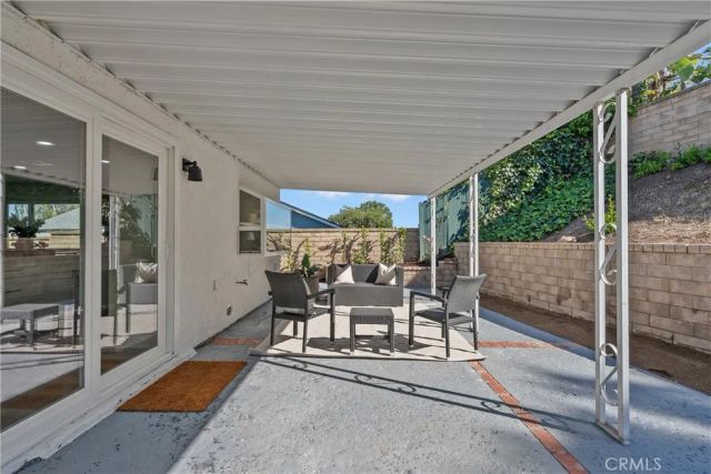 27139 Vista Encantada, Valencia, CA 91354