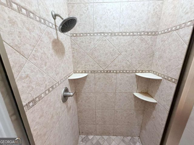 1360 Millers Mill Road, Stockbridge, GA 30281