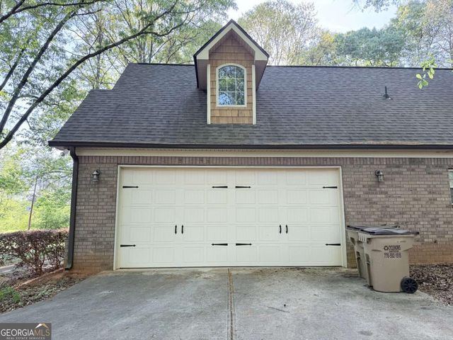 1360 Millers Mill Road, Stockbridge, GA 30281