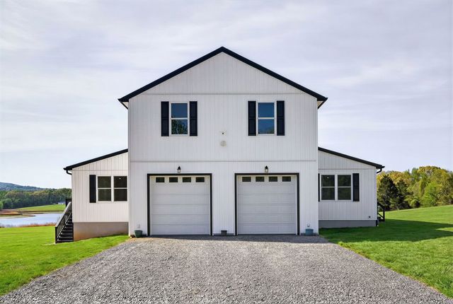702 Starlight Rd, Mcminnville, TN 37110