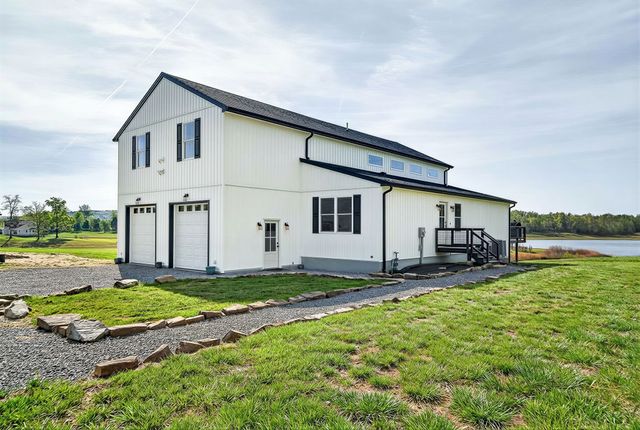 702 Starlight Rd, Mcminnville, TN 37110