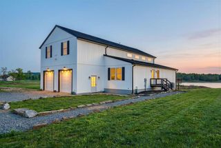 702 Starlight Rd, Mcminnville, TN 37110