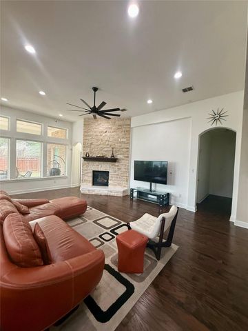 404 Highland Horizon, Austin, TX 78717
