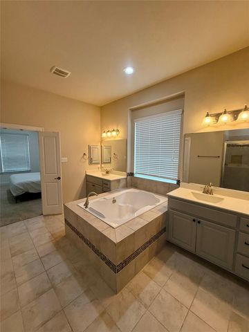 404 Highland Horizon, Austin, TX 78717