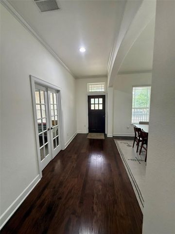 404 Highland Horizon, Austin, TX 78717