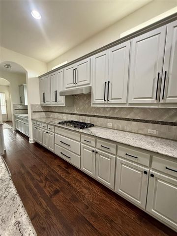 404 Highland Horizon, Austin, TX 78717