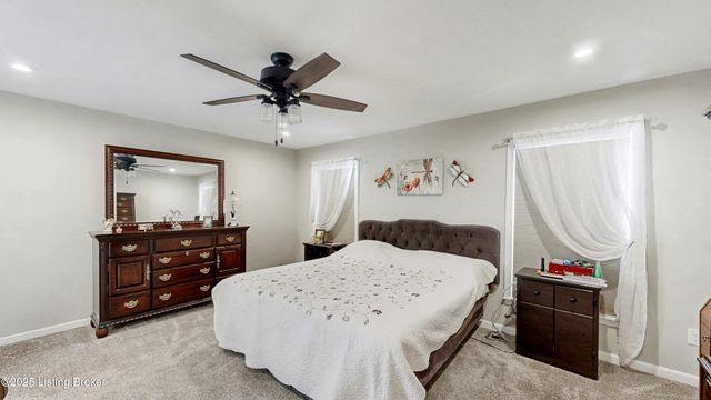 367 Copper Creek Dr, Mt Washington, KY 40047